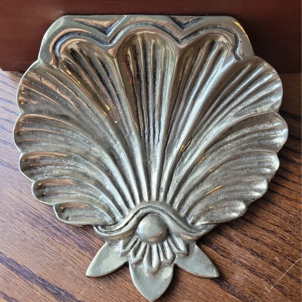 Vtg Seashell Wall Shelf Solid Brass Wood Scallop Gold Shell Hollywood Regency